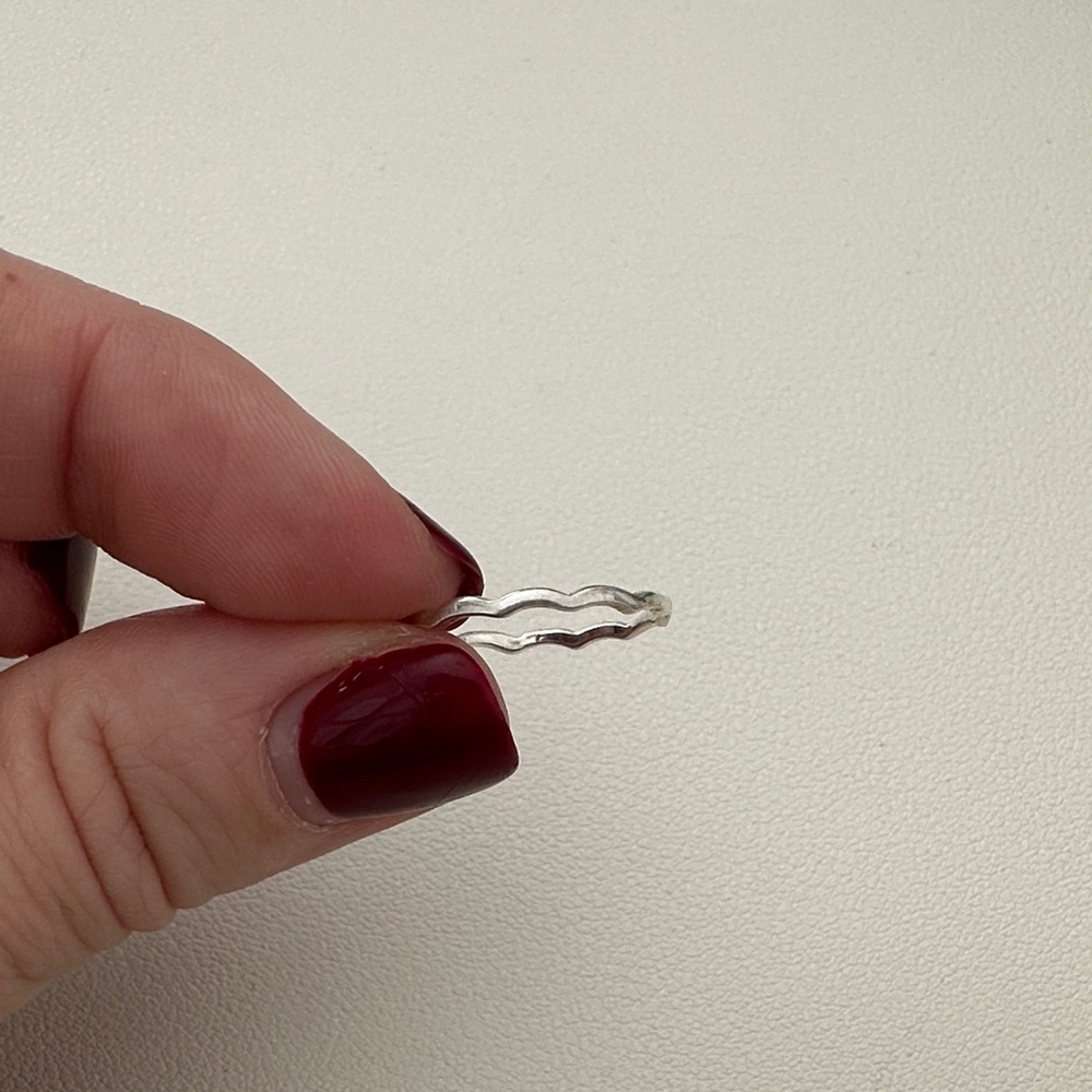Spanish Sterling Silver Wavy Ring Size 7 - Picture 3 of 3